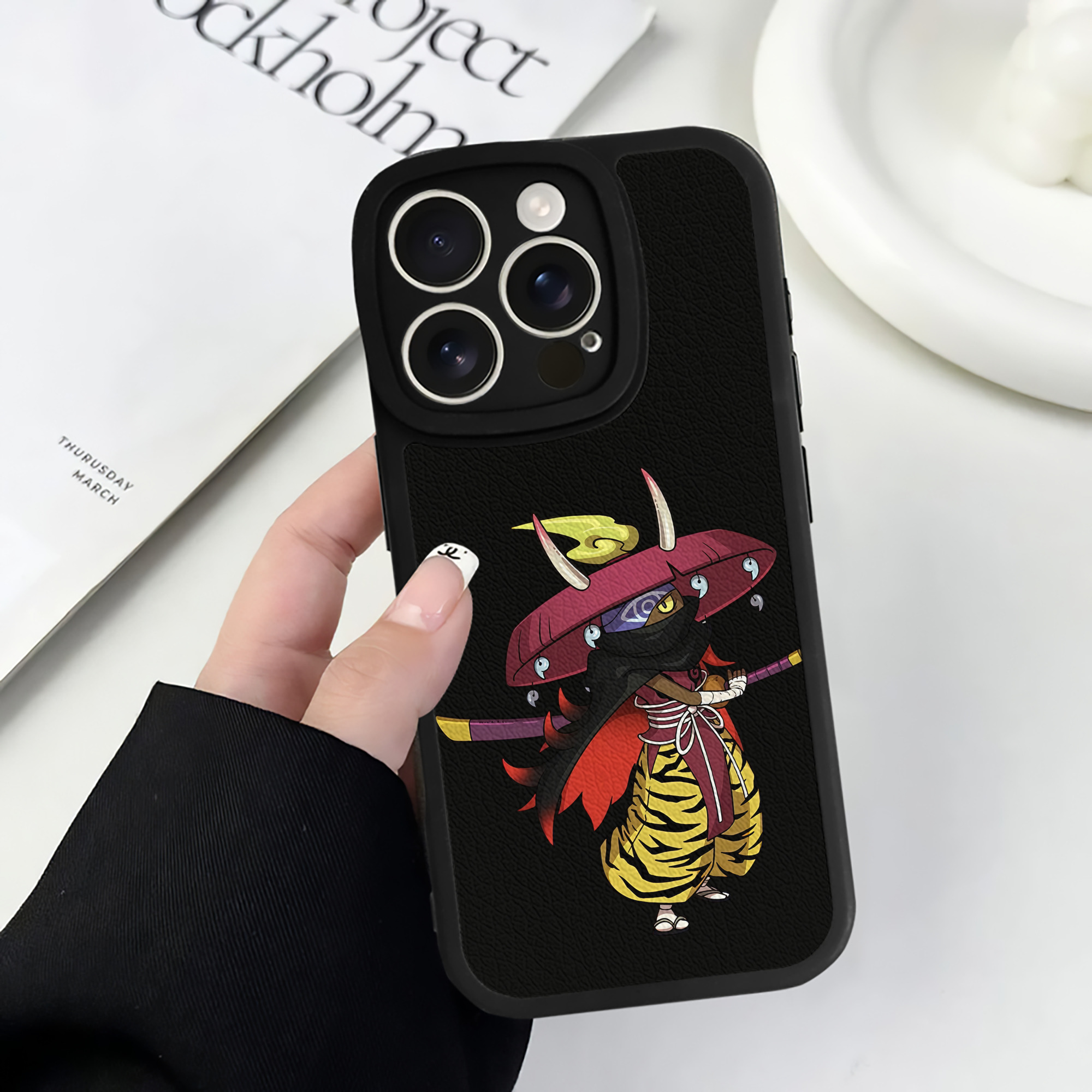 （画像用） 妖怪ウォッチ Yo-kai Watch 【iPhone 16シリーズ対応】シリコンスマホケース（レザー調） 材質：シリコン